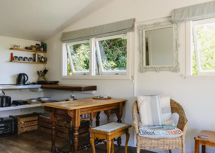 Haumoana Herb Cottage